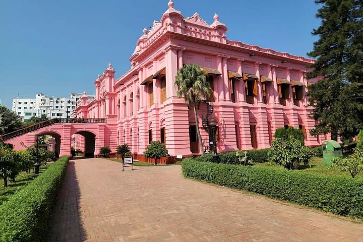 Half-Day Old Dhaka Private Tour — Lalbagh Fort, Ahsan Manzil & Tara Masjid photo 4