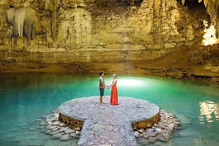 Chichén Itzá + Suytún & Ik-Kil Cenotes: Day Tour from Playa del Carmen photo 2