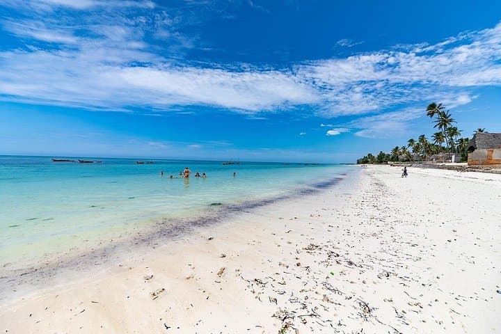 Zanzibar Archipelago Private 3-Day Tour: Nungwi, Mnemba & Stone Town photo 2