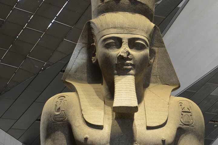 Private VIP Tour: Giza Pyramids, Sphinx & Grand Egyptian Museum — Cairo Day Experience photo 4