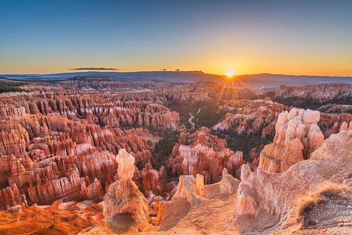 6-Night Yellowstone, Zion & Bryce Canyon Adventure with Lodging photo 4