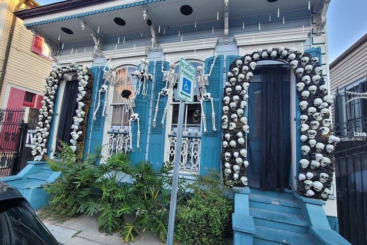 French Quarter Voodoo and Vampire Walking Tour - New Orleans History photo 6