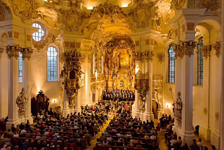 Neuschwanstein Castle Day Tour from Munich — Chinese-Guided Bavarian Castles & Countryside photo 4