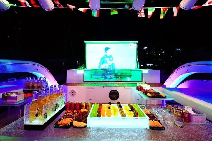 Dubai Luxury Night Yacht Party with Live DJ & Open Bar photo 6