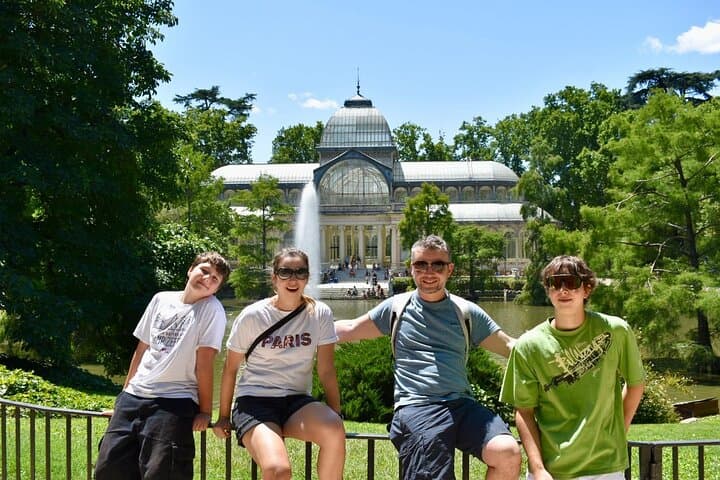 Madrid by Bike: Small-Group Photo Tour of Gran Via, Retiro & Plaza Mayor photo 5