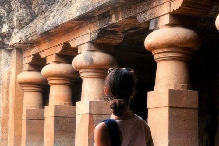 Elephanta Caves and Mumbai Highlights: Private AC Day Tour from Gateway of India