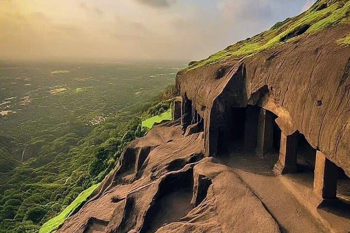 Mumbai Buddhist Heritage: Private Tour to Global Vipassana Pagoda & Kanheri Caves