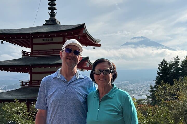 Private Mount Fuji Day Tour from Tokyo: Lakes, Pagodas & Panoramic Views photo 6