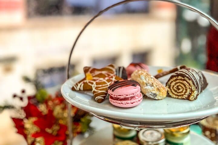 London Christmas Lights Afternoon Tea Bus Tour — Festive Double-Decker Experience photo 2