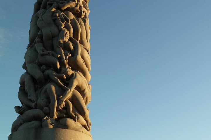Guided Walk Through Vigelandsparken: Oslo's Iconic Sculpture Park Explained