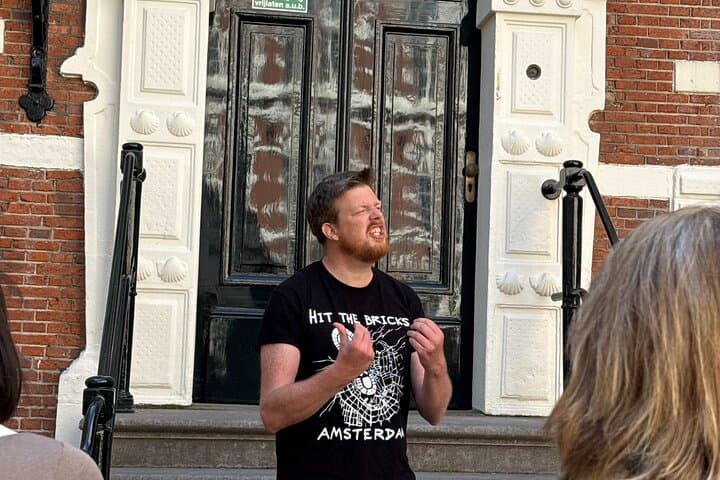 Amsterdam Ghost Tour: Ghastly Grachten Evening Walking Tour photo 5
