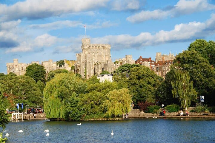 8-Day UK Mini Group Tour: England, Scotland & Oxbridge Highlights photo 2