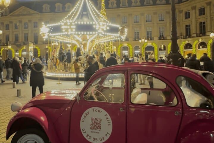 Paris Christmas Lights Tour in a Pink Citroën 2CV