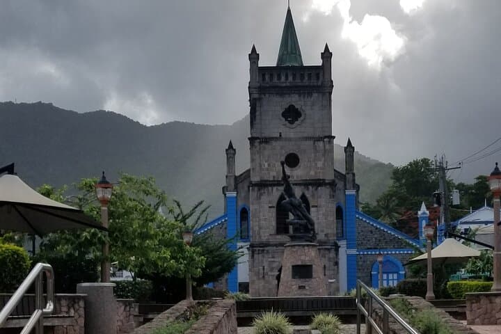 West Coast Cultural and Natural Day Tour: Soufrière, Pitons & Sulphur Springs photo 5