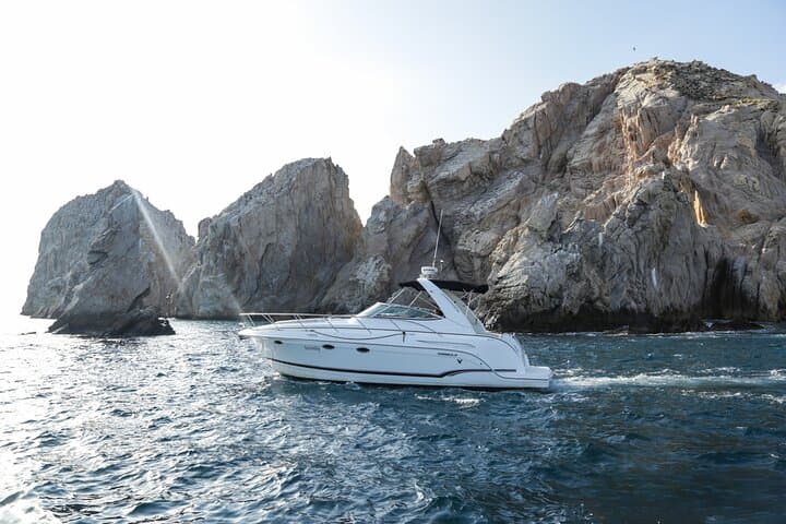 Private Yacht Charter in Los Cabos — Snorkeling, Beaches & Paddleboarding photo 4