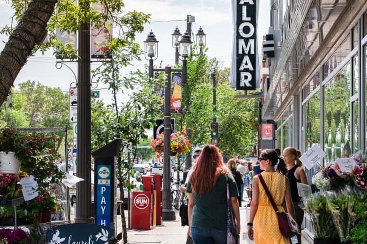Whyte Ave Food Walk: Old Strathcona Food & Culture Tour in Edmonton photo 3