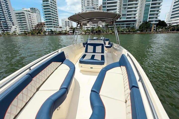 Cartagena to Rosario Islands: Full-Day Luxury Private Speedboat Charter photo 3