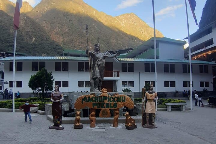 Andean Adventure: 2-Day Sacred Valley & Machu Picchu Tour photo 4