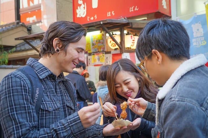 Perfect Osaka Day: Private Custom Food, Culture & Castle Tour photo 2