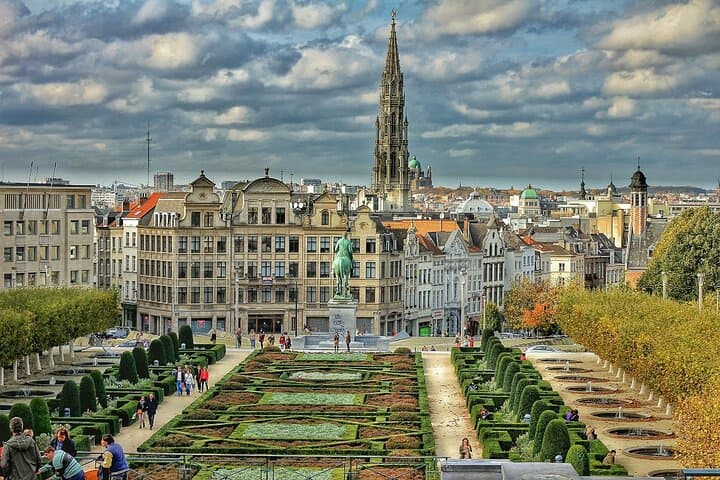 Brussels Walking Tour: Grand Place, Sablon & Optional Beer Tasting photo 3