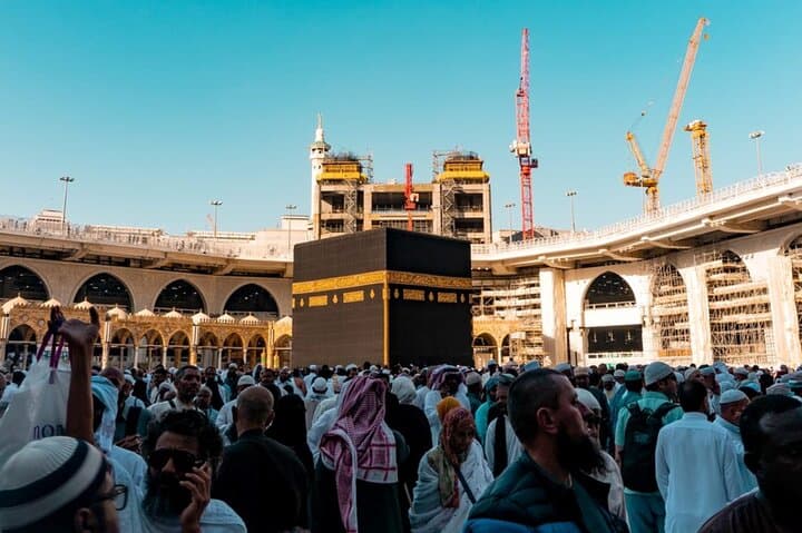 Mecca Historical & Religious Tour from Jeddah: Kaaba Kiswah, Two Holy Mosques & Wadi Fatimah photo 3