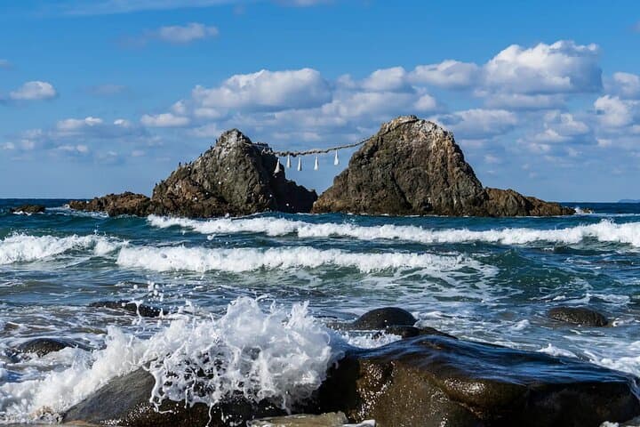 Itoshima Scenic Drive: Futamigaura, Palm Beach Lunch & Local Crafts from Fukuoka