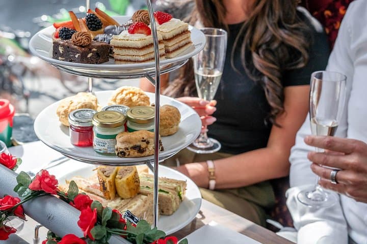 London Afternoon Tea Bus Tour with Prosecco — London Eye Option & Guided Sightseeing photo 2