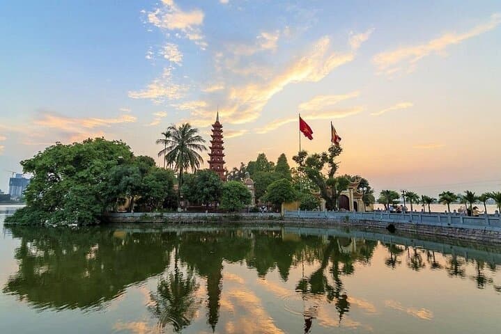Half-Day Hanoi City Tour: Train Street, Old Quarter & Landmarks photo 2