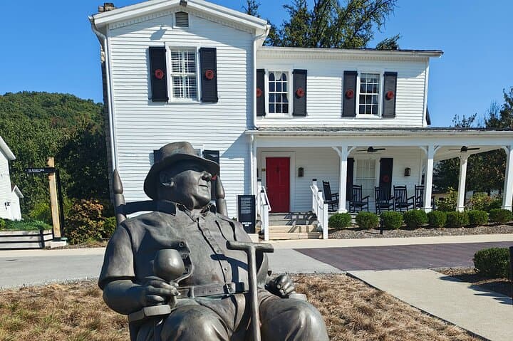 Kentucky Bourbon Bites Tour — Private Rare Bottle Hunting on the Bourbon Trail photo 3