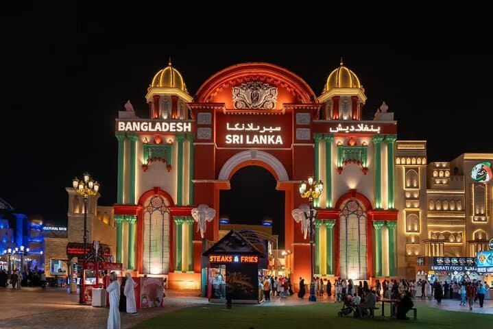 Evening at Global Village Dubai: A Practical Guide to Culture, Food, and Night Markets photo 5