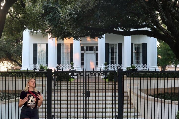 Ha Ha Haunted Austin: Guided Downtown Ghost Walking Tour photo 6