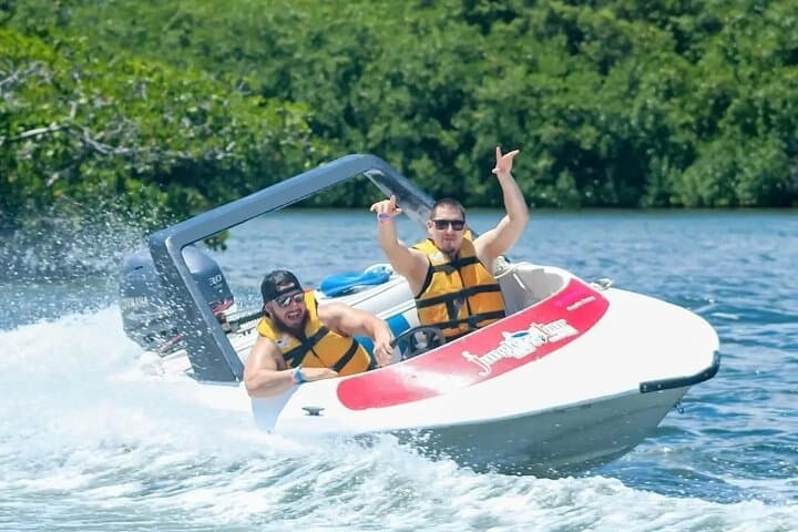 Speedboat & Snorkel Tour to Punta Nizuc and MUSA from Cancun photo 1