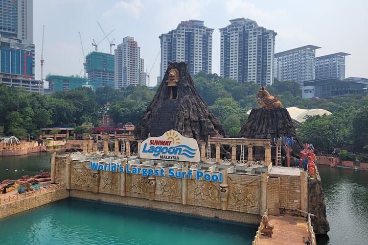 Sunway Lagoon All-Access Ticket: Full-Day Guide to Malaysia’s Six-Themed Park Experience photo 3