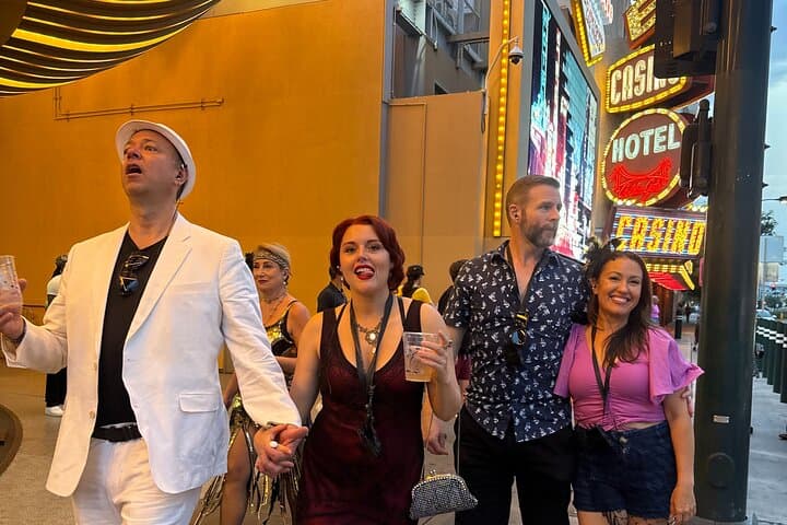 Fremont Street Walking Tour: Historic Downtown Las Vegas in One Hour