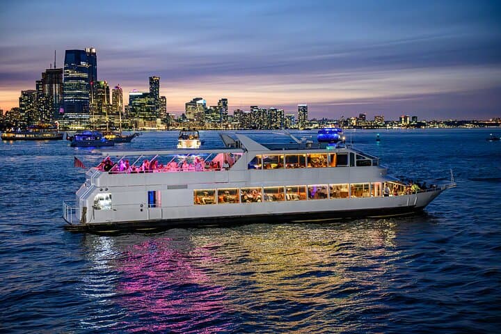 Midnight on the Louisa: New Year’s Eve Dinner Cruise in New York Harbor photo 1