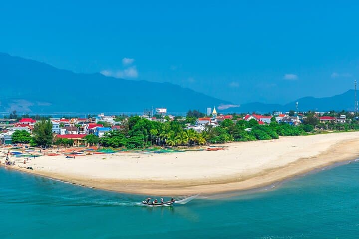 Hue Private Shore Tour from Tien Sa Port — Hai Van Pass, Imperial Citadel & Thien Mu photo 6