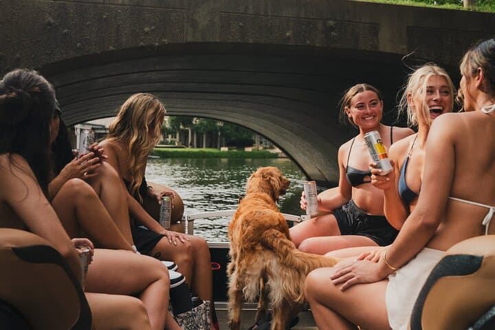 Private Pontoon Rental on Lake Austin — 3-Hour Captain-Led Pontoon Experience photo 5