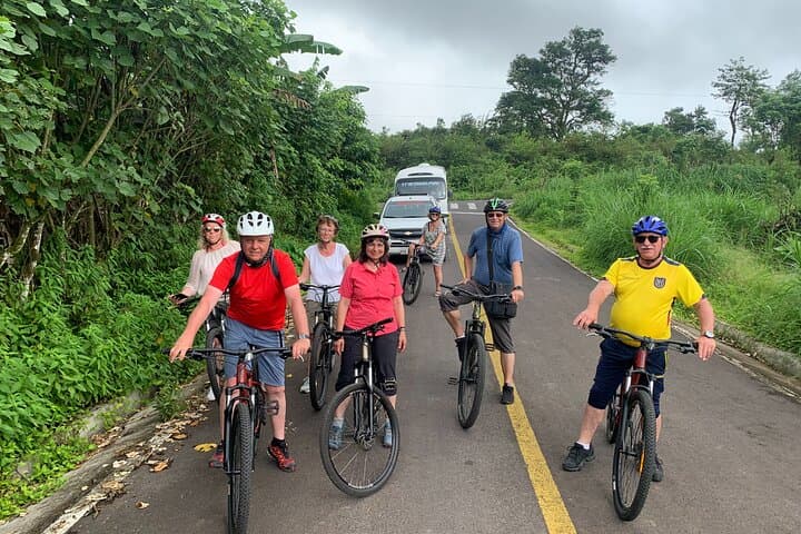 Santa Cruz Bicycle Rental — Explore Galapagos Beaches, Lava Tunnels & Tortoise Reserves photo 4