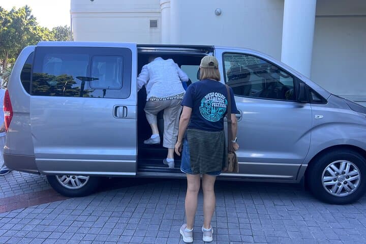 Cape Town Airport Transfer with Local Driver-Guide — Comfortable Pickup & Drop-off photo 6