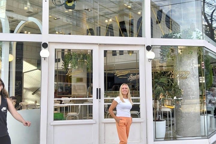 Belgrano Artisanal Ice Cream Tour with Gabriela — Buenos Aires Gelato Walk photo 3