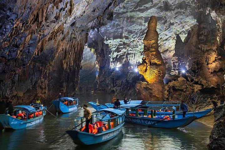 Phong Nha Dark Cave Zipline and Phong Nha Cave Explorer Day Tour photo 3