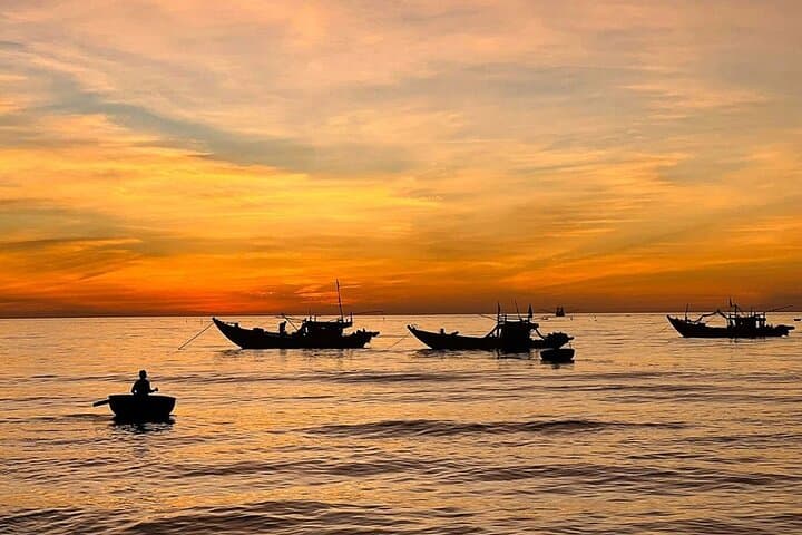 Phu Quoc Deep-Sea Fishing Adventure: Catch, Cook & Sail photo 2