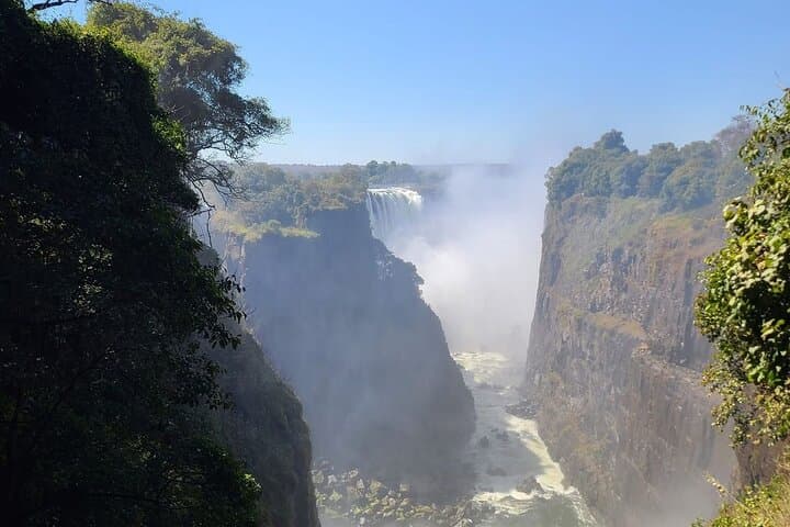 Evening Tram to Victoria Falls Bridge: Dinner, History & Sunset Views photo 5