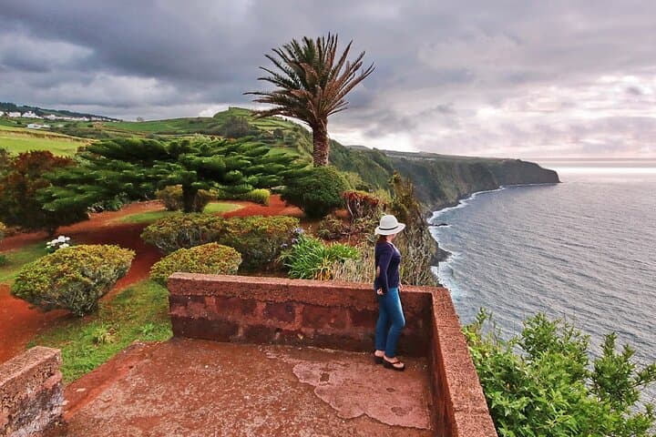 Northeast São Miguel Waterfalls & Viewpoints Guided Day Tour photo 5