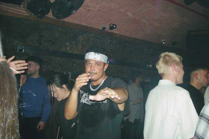 OG Barcelona Night Adventure: 3 Bars, 3 Shots & VIP Club Entry photo 6