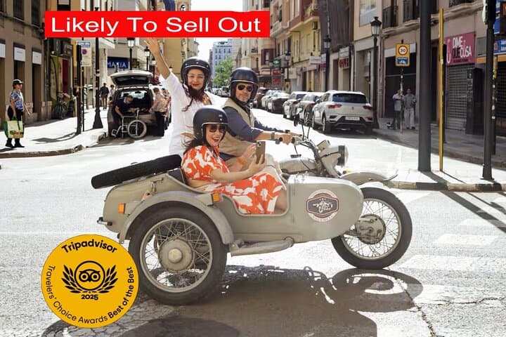 Valencia Vintage Sidecar Tour: City Highlights to the Beaches photo 1