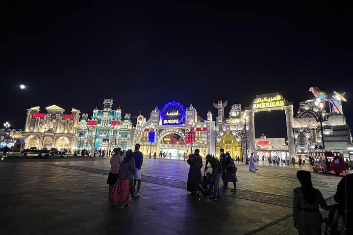 Dubai Miracle Garden and Global Village Day Trip with Transport photo 6