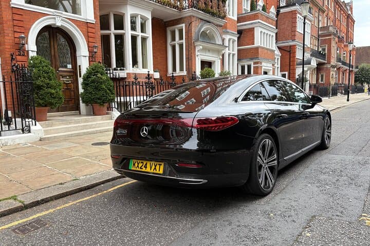 Private Executive Car Tour in London — Luxury Chauffeur Sightseeing & Hourly Hire photo 3