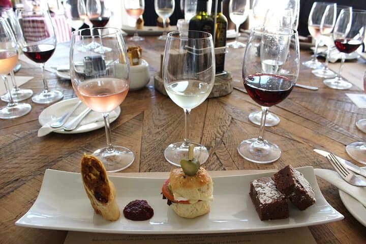 Table Mountain to Boulders: Chapman's Peak, Penguins & Cape Winelands Day Tour photo 5