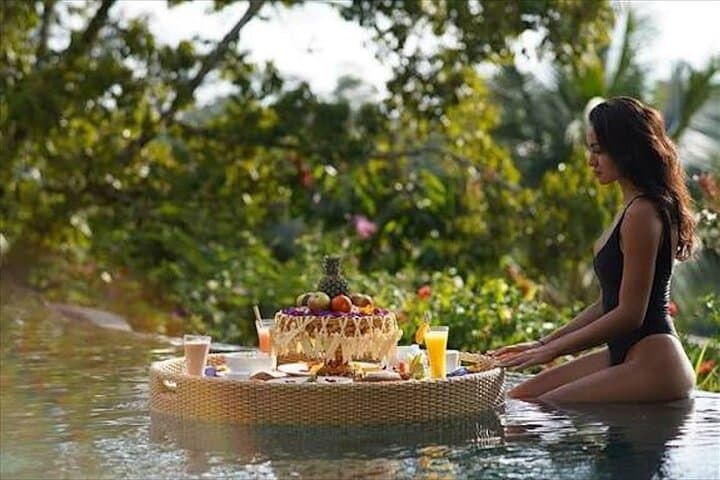 Ubud Day Trip: Floating Breakfast, Tegalalang Rice Terrace & Sacred Springs photo 5
